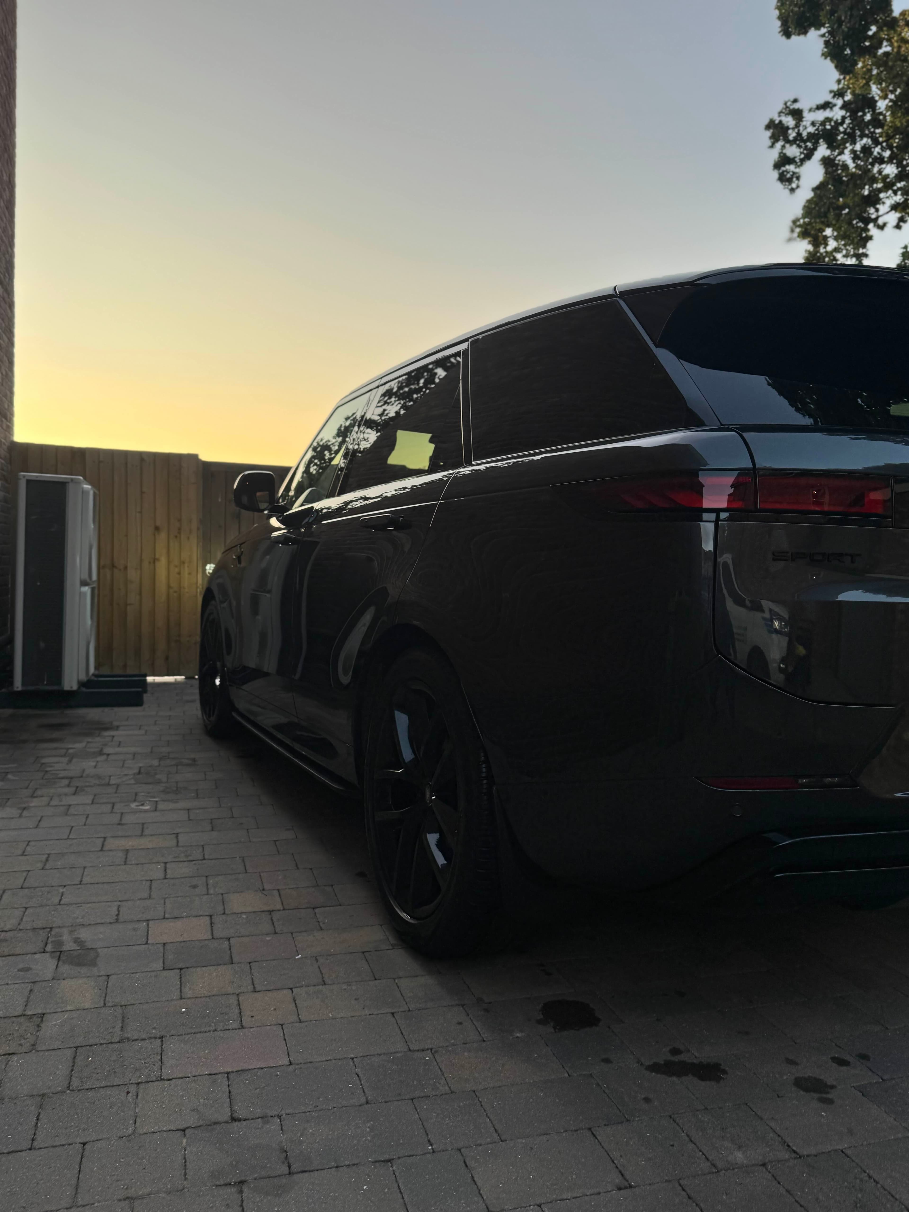 Deep-gloss paintwork after a ceramic coating